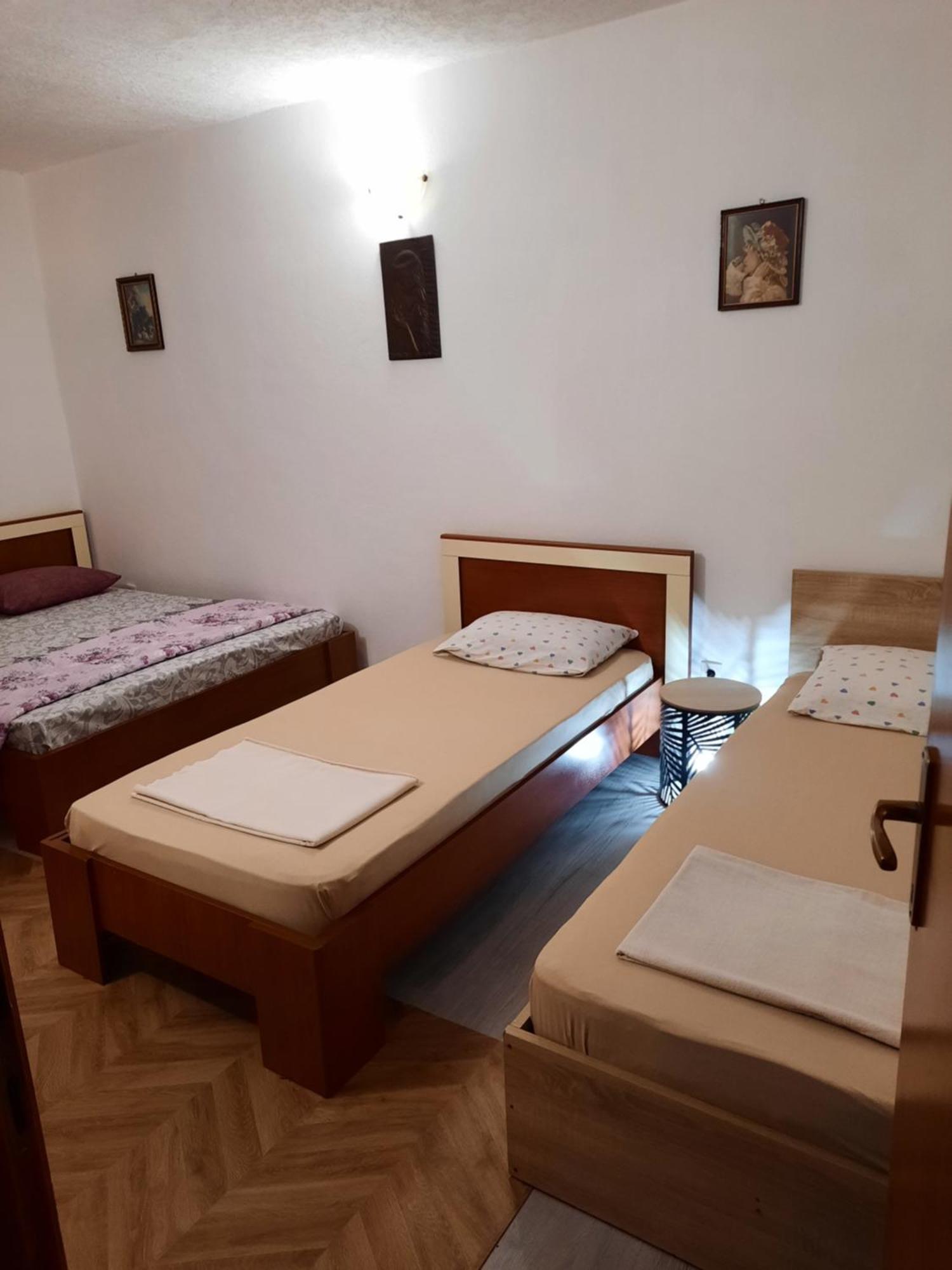 Apartmani Na Moru Bar Buitenkant foto